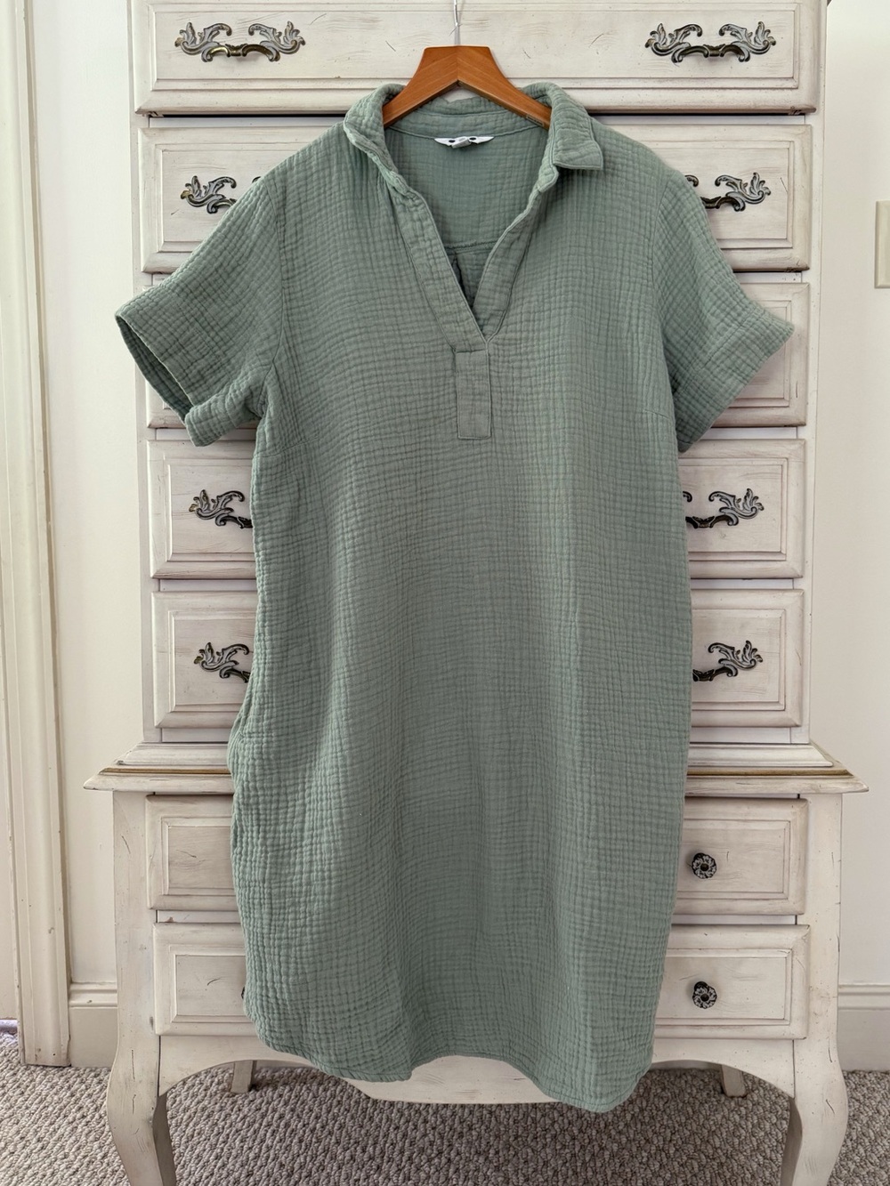 Three Dots Sage Gauze Cotton Pocketed Dress - Picture 2 of 5